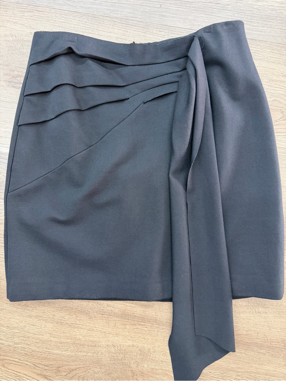 Elliatt Black Draped Pleat Mini Skirt